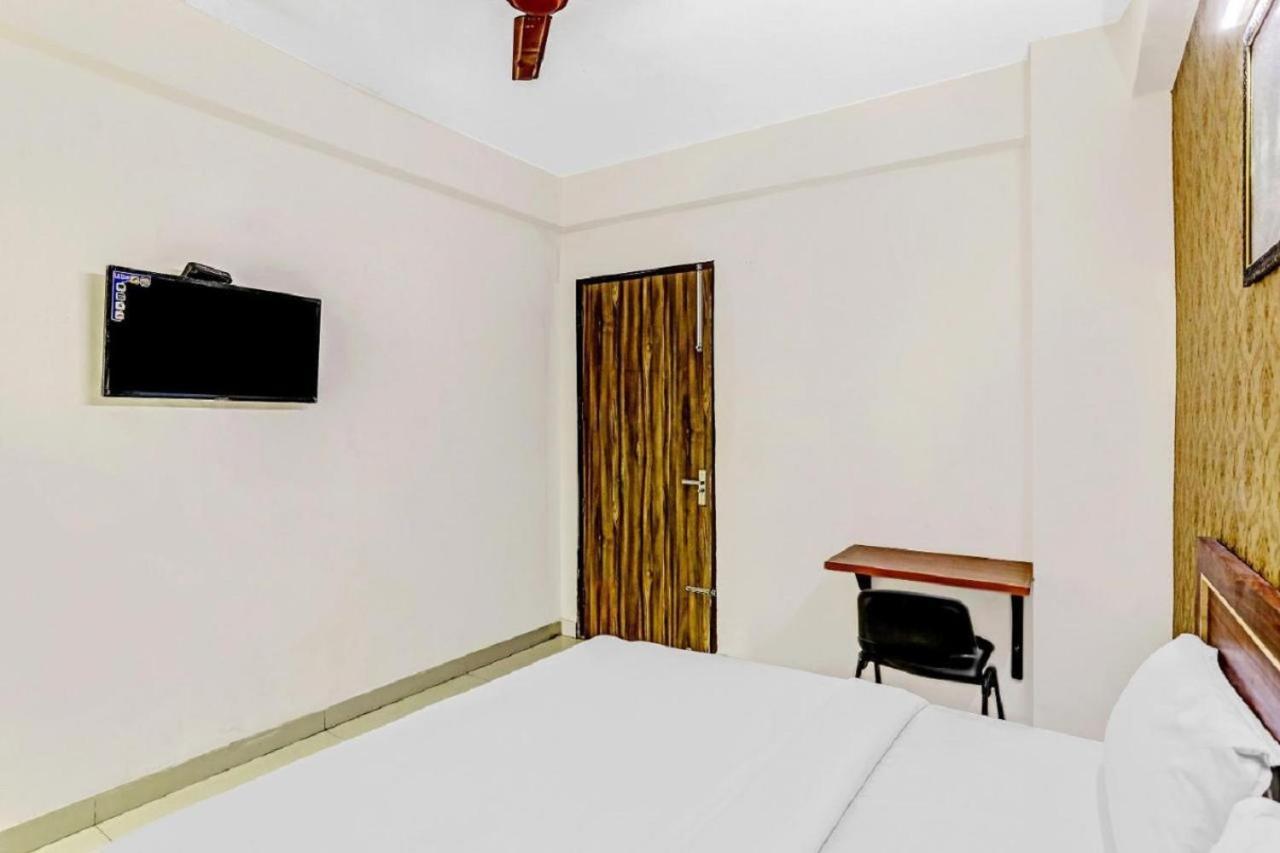 Hotel Noida Continental Luaran gambar