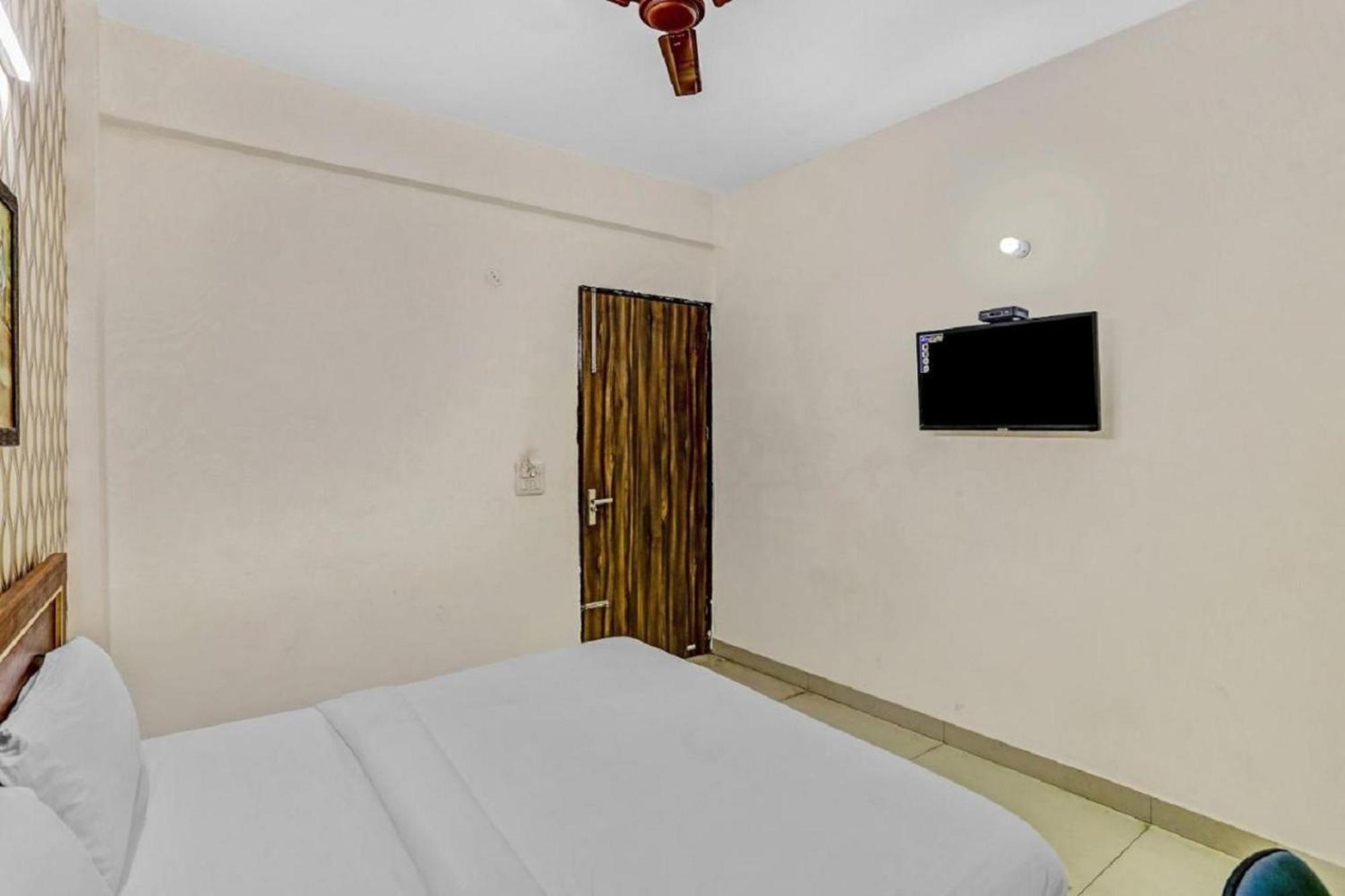 Hotel Noida Continental Luaran gambar