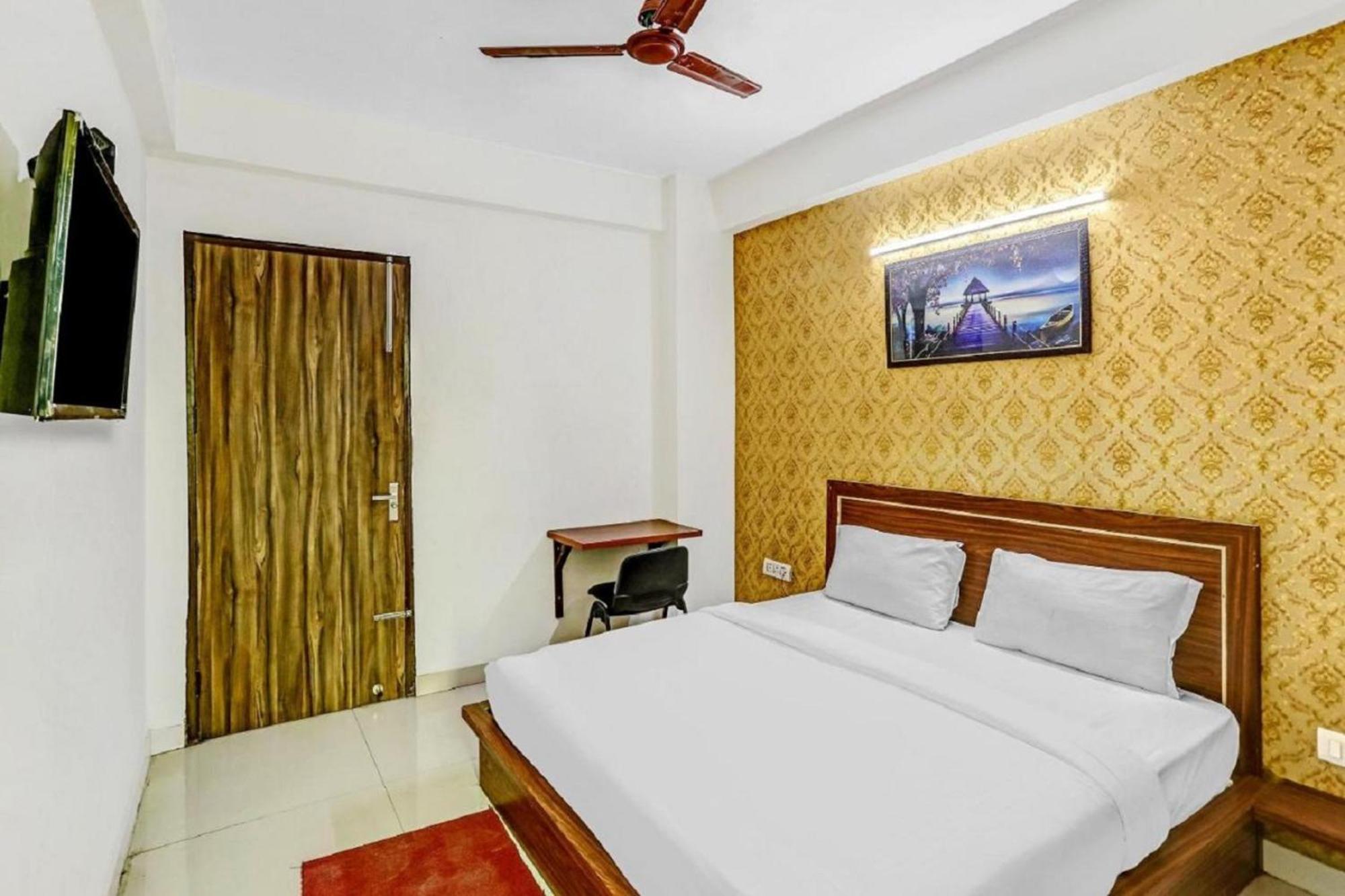 Hotel Noida Continental Luaran gambar